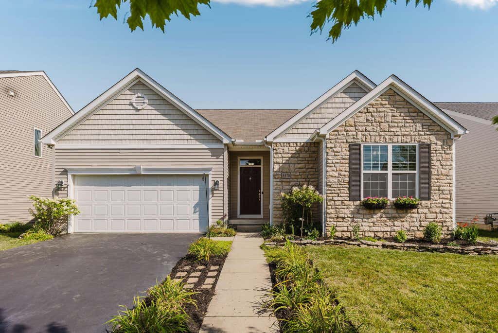 Photo of 5370 Herring Run Way, Dublin, OH 43016 (MLS # 226028301)