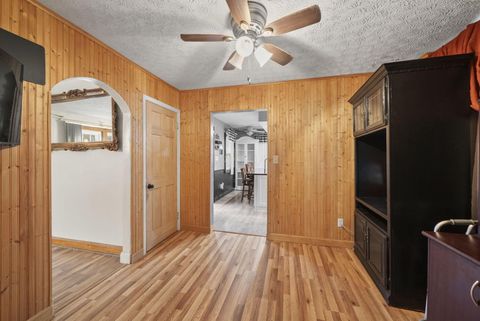 Tiny photo for 1201 E 20th Avenue, Columbus, OH 43211 (MLS # 226000579)