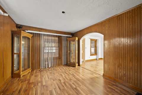 Tiny photo for 1201 E 20th Avenue, Columbus, OH 43211 (MLS # 226000579)