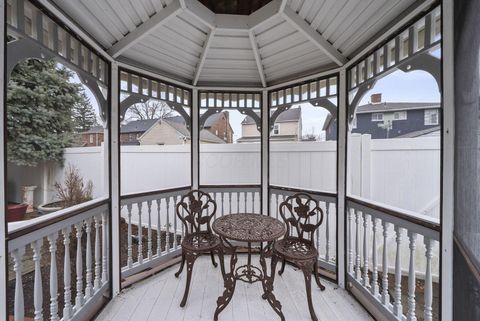 Tiny photo for 1201 E 20th Avenue, Columbus, OH 43211 (MLS # 226000579)