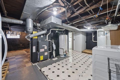 Tiny photo for 1201 E 20th Avenue, Columbus, OH 43211 (MLS # 226000579)