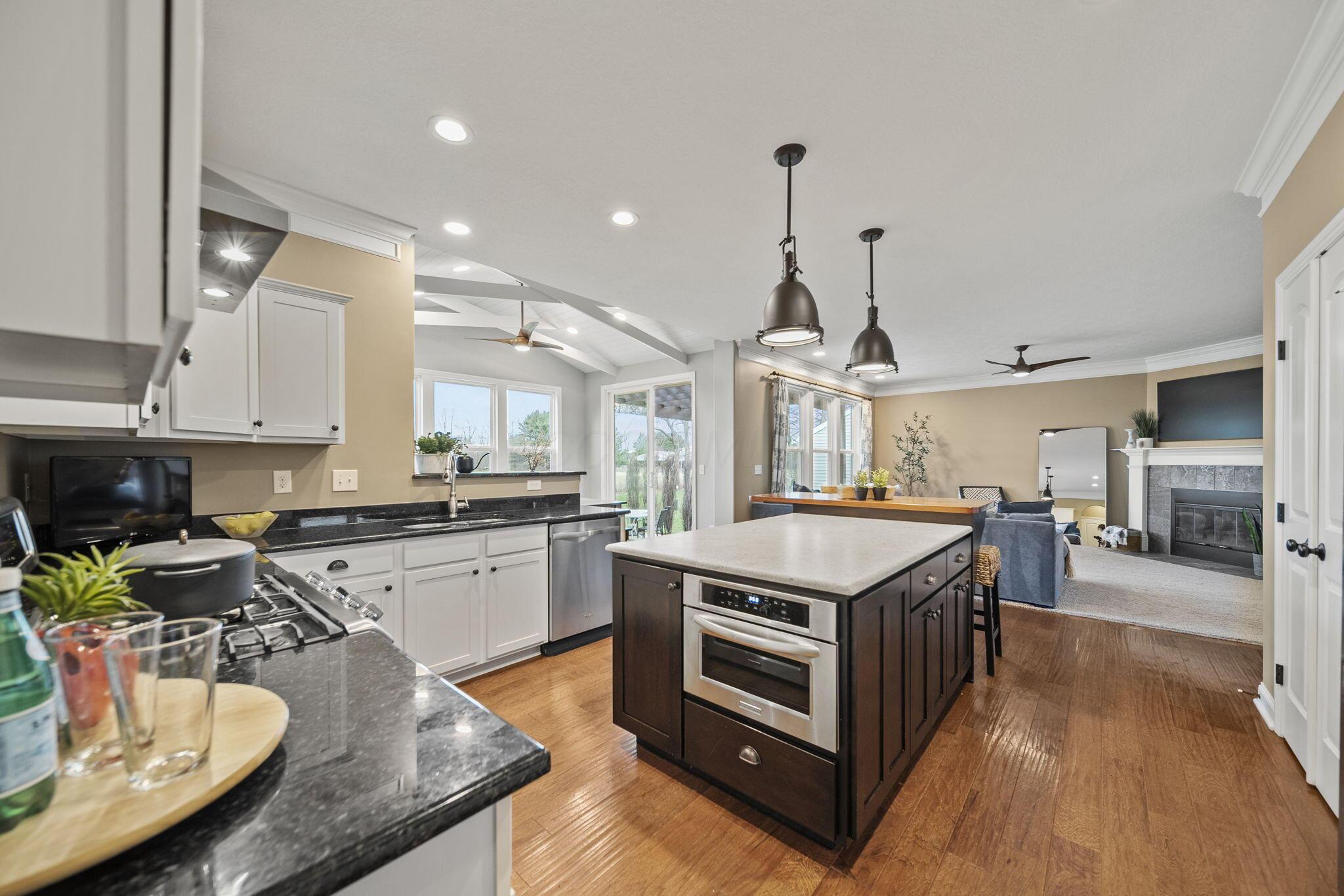 764 Saffron Drive, Sunbury, Ohio image 13
