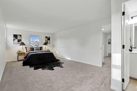 Tiny photo for 5300 Wagon Wheel Lane, Columbus, OH 43230 (MLS # 226000754)