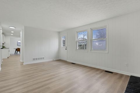 Tiny photo for 5300 Wagon Wheel Lane, Columbus, OH 43230 (MLS # 226000754)