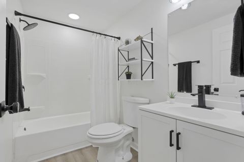 Tiny photo for 5300 Wagon Wheel Lane, Columbus, OH 43230 (MLS # 226000754)