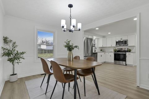 Tiny photo for 5300 Wagon Wheel Lane, Columbus, OH 43230 (MLS # 226000754)