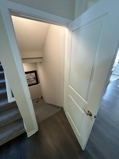 5816 Wynnewood Drive, Grove City, Ohio image 10