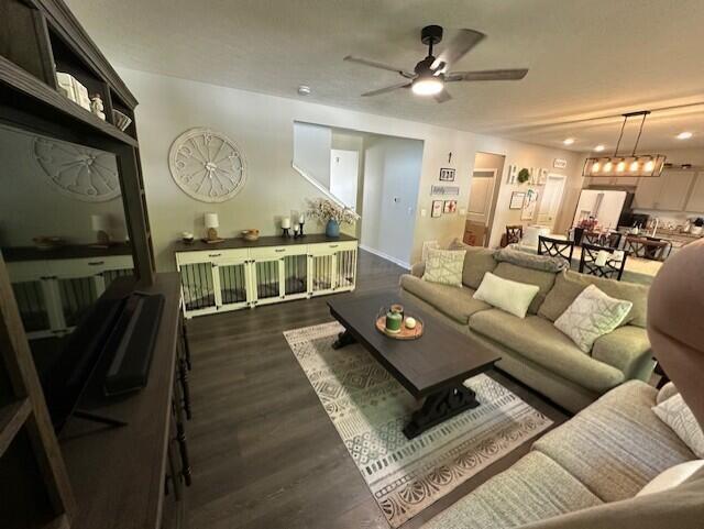 5816 Wynnewood Drive, Grove City, Ohio image 14