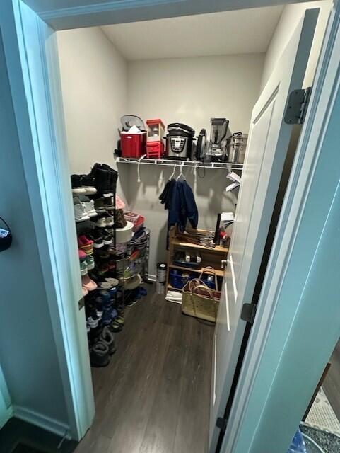 5816 Wynnewood Drive, Grove City, Ohio image 23