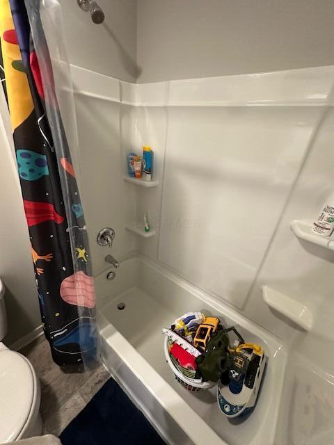 5816 Wynnewood Drive, Grove City, Ohio image 45