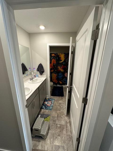 5816 Wynnewood Drive, Grove City, Ohio image 31