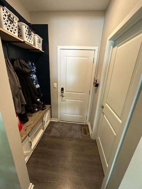 5816 Wynnewood Drive, Grove City, Ohio image 21