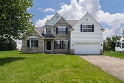 Photo of 3899 Hampshire Avenue, Powell, OH 43065 (MLS # 226005811)