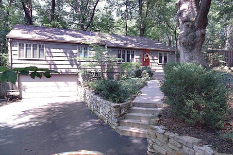 Photo of 562 Yaronia Drive N, Columbus, OH 43214 (MLS # 226039701)