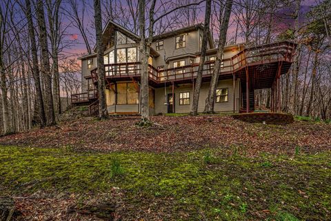 Photo of F-3 Ute Court, Sugar Grove, OH 43155 (MLS # 226009620)