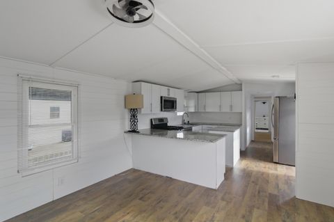 Tiny photo for 1948 Big Run Bluff Boulevard, Grove City, OH 43123 (MLS # 226000593)