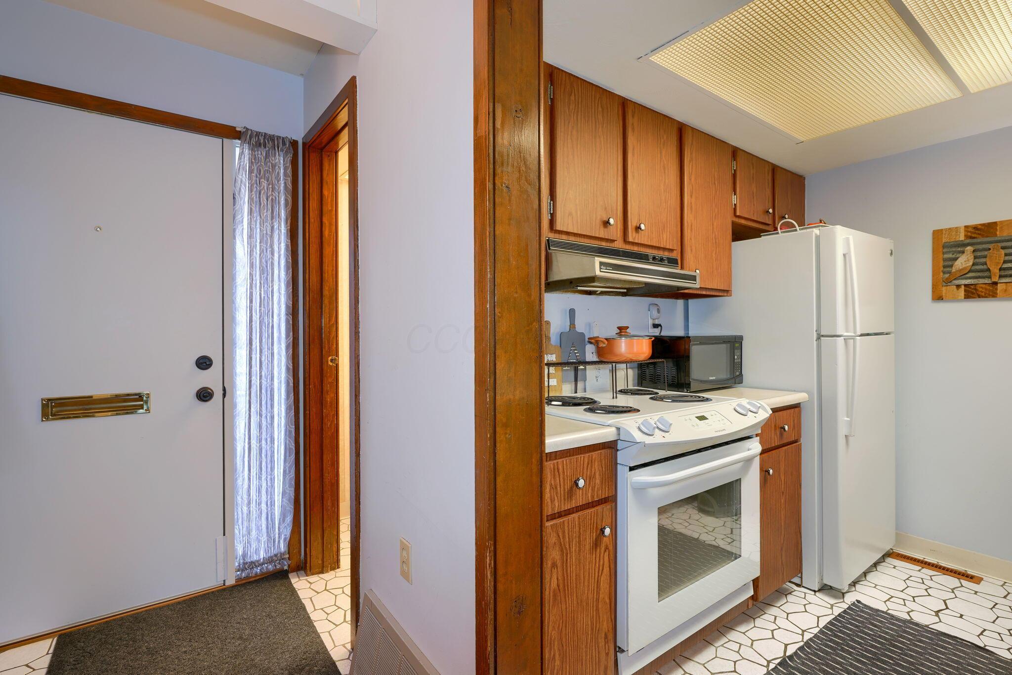 144 W Ticonderoga Drive #6B, Westerville, Ohio image 9