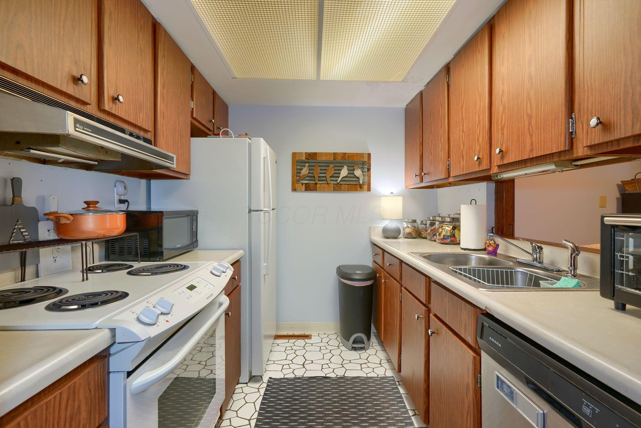 144 W Ticonderoga Drive #6B, Westerville, Ohio image 10