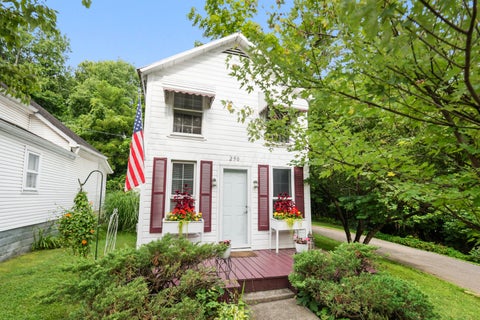 Photo of 290 14th Street, Lancaster, OH 43130 (MLS # 226029347)