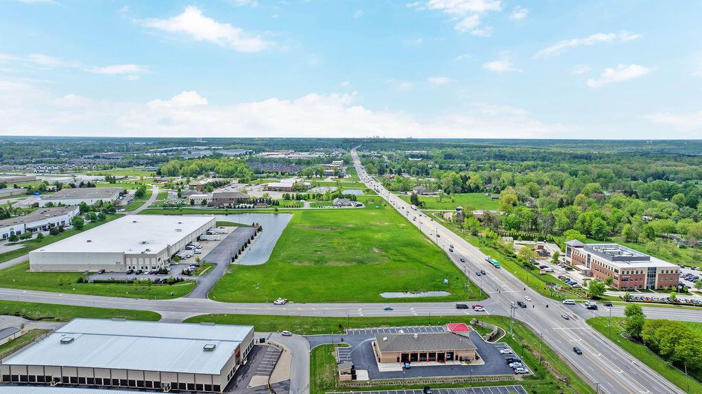 Orangepoint Drive, Lewis Center, Ohio image 3