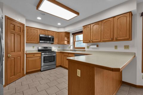 Tiny photo for 28 Calumet Drive N, Granville, OH 43023 (MLS # 226002831)