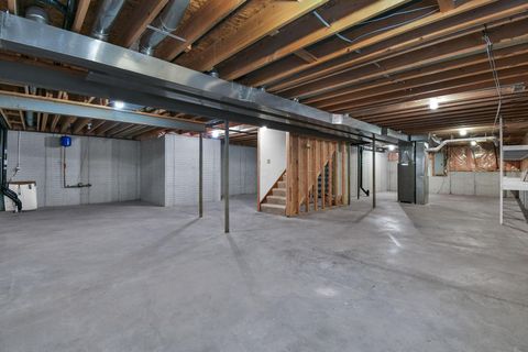 Tiny photo for 28 Calumet Drive N, Granville, OH 43023 (MLS # 226002831)