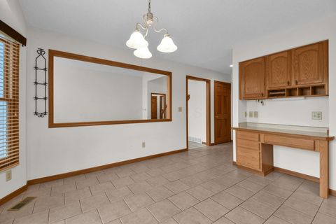 Tiny photo for 28 Calumet Drive N, Granville, OH 43023 (MLS # 226002831)