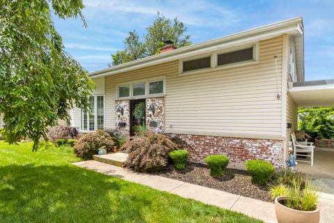 Photo of 1545 Alar Avenue, Reynoldsburg, OH 43068 (MLS # 225026417)