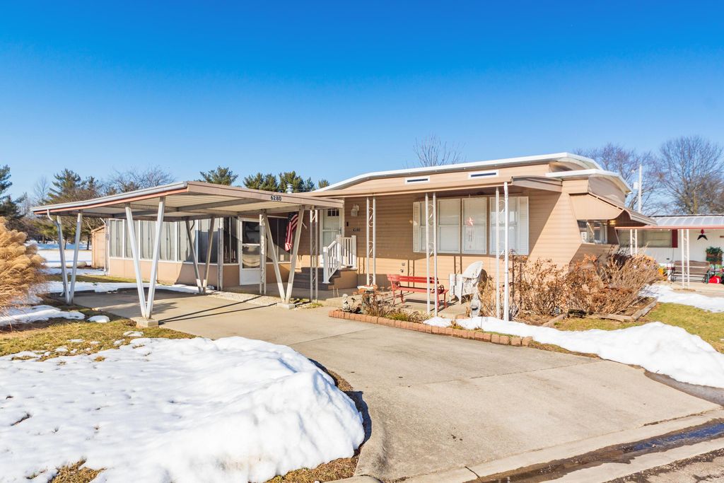 Photo of 6280 Cartwright Lane N, Dublin, OH 43016 (MLS # 226004663)