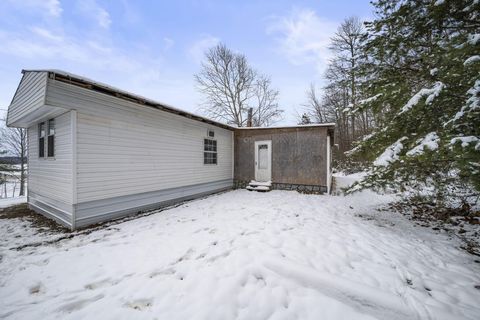 Tiny photo for 59 Elkhart Road, Beaver, OH 45613 (MLS # 225045961)