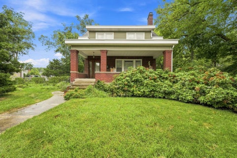 Photo of 77 Wetmore Road, Columbus, OH 43214 (MLS # 226033988)