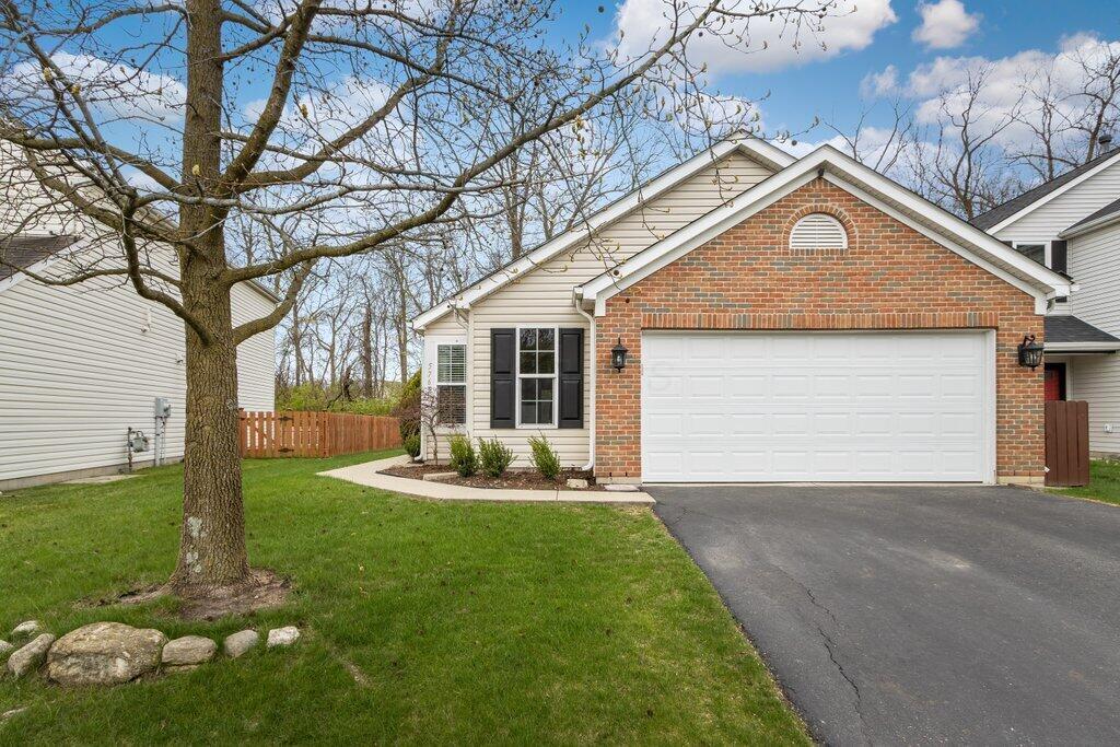 5765 Redsand Road, Hilliard, Ohio image 1