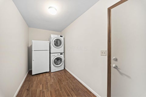 Tiny photo for 4764 Glencross Court, Grove City, OH 43123 (MLS # 226036394)