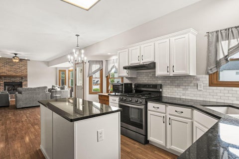Tiny photo for 4764 Glencross Court, Grove City, OH 43123 (MLS # 226036394)