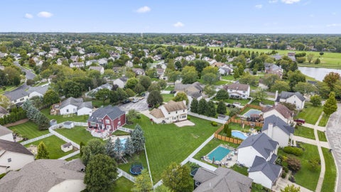 Tiny photo for 4764 Glencross Court, Grove City, OH 43123 (MLS # 226036394)
