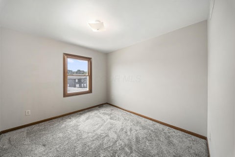 Tiny photo for 4764 Glencross Court, Grove City, OH 43123 (MLS # 226036394)
