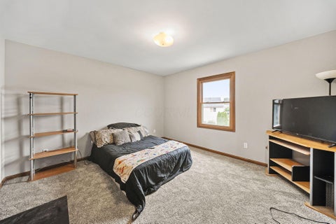 Tiny photo for 4764 Glencross Court, Grove City, OH 43123 (MLS # 226036394)