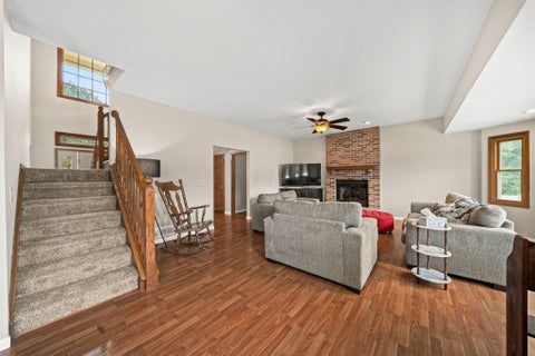 Tiny photo for 4764 Glencross Court, Grove City, OH 43123 (MLS # 226036394)