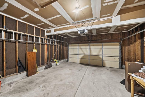 Tiny photo for 4764 Glencross Court, Grove City, OH 43123 (MLS # 226036394)