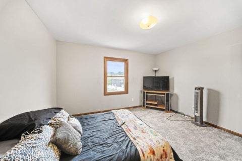 Tiny photo for 4764 Glencross Court, Grove City, OH 43123 (MLS # 226036394)