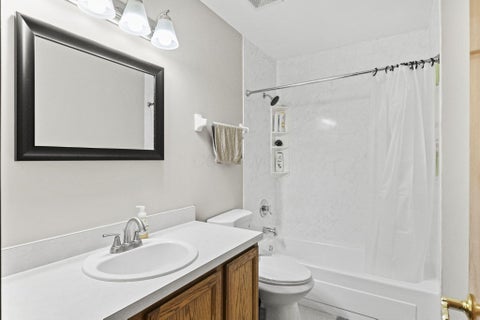 Tiny photo for 4764 Glencross Court, Grove City, OH 43123 (MLS # 226036394)