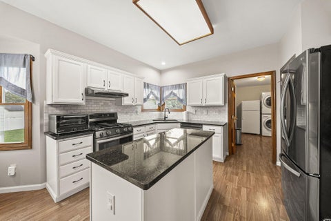 Tiny photo for 4764 Glencross Court, Grove City, OH 43123 (MLS # 226036394)