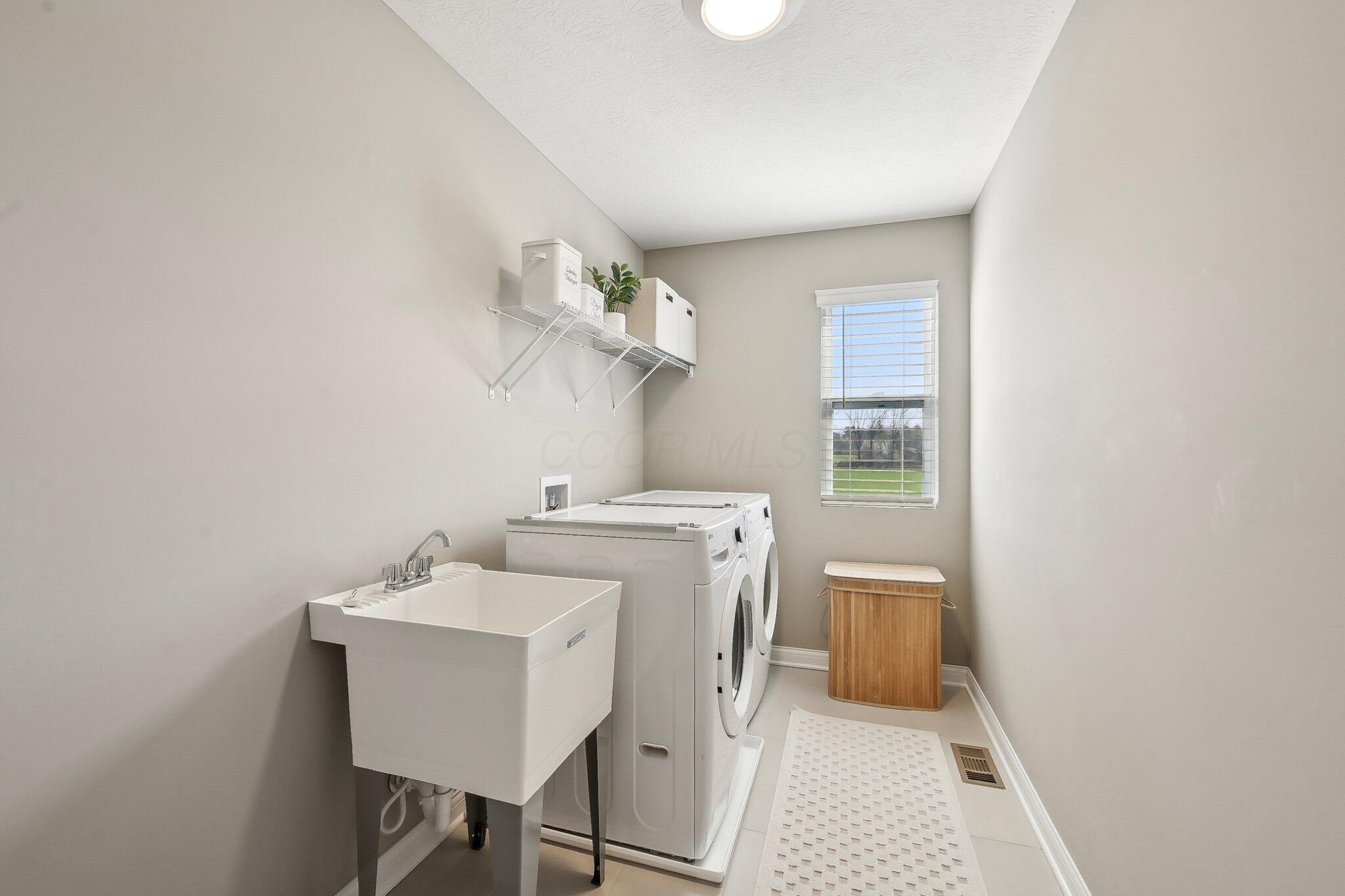 6524 Bowery Peak Lane, Westerville, Ohio image 48
