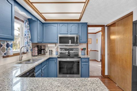 Tiny photo for 11584 Canterbury Avenue NW, Pickerington, OH 43147 (MLS # 226003203)