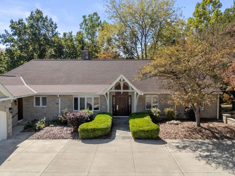 Photo of 1525 Picardae Court, Powell, OH 43065 (MLS # 225036231) Photo of 1525 Picardae Court, Powell, OH 43065 (MLS # 225036231)