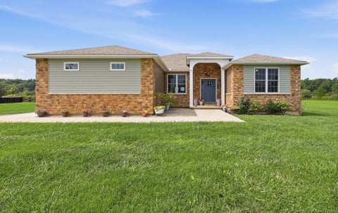 Photo of 3197 Smeltzer Road, Marion, OH 43302 (MLS # 226029783)