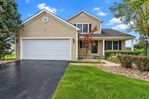 Photo of 11453 Chanticleer Terrace NW, Pickerington, OH 43147 (MLS # 226035015)