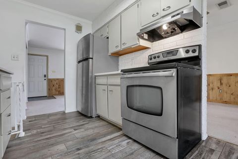 Tiny photo for 184 Florence Avenue, Logan, OH 43138 (MLS # 226010271)