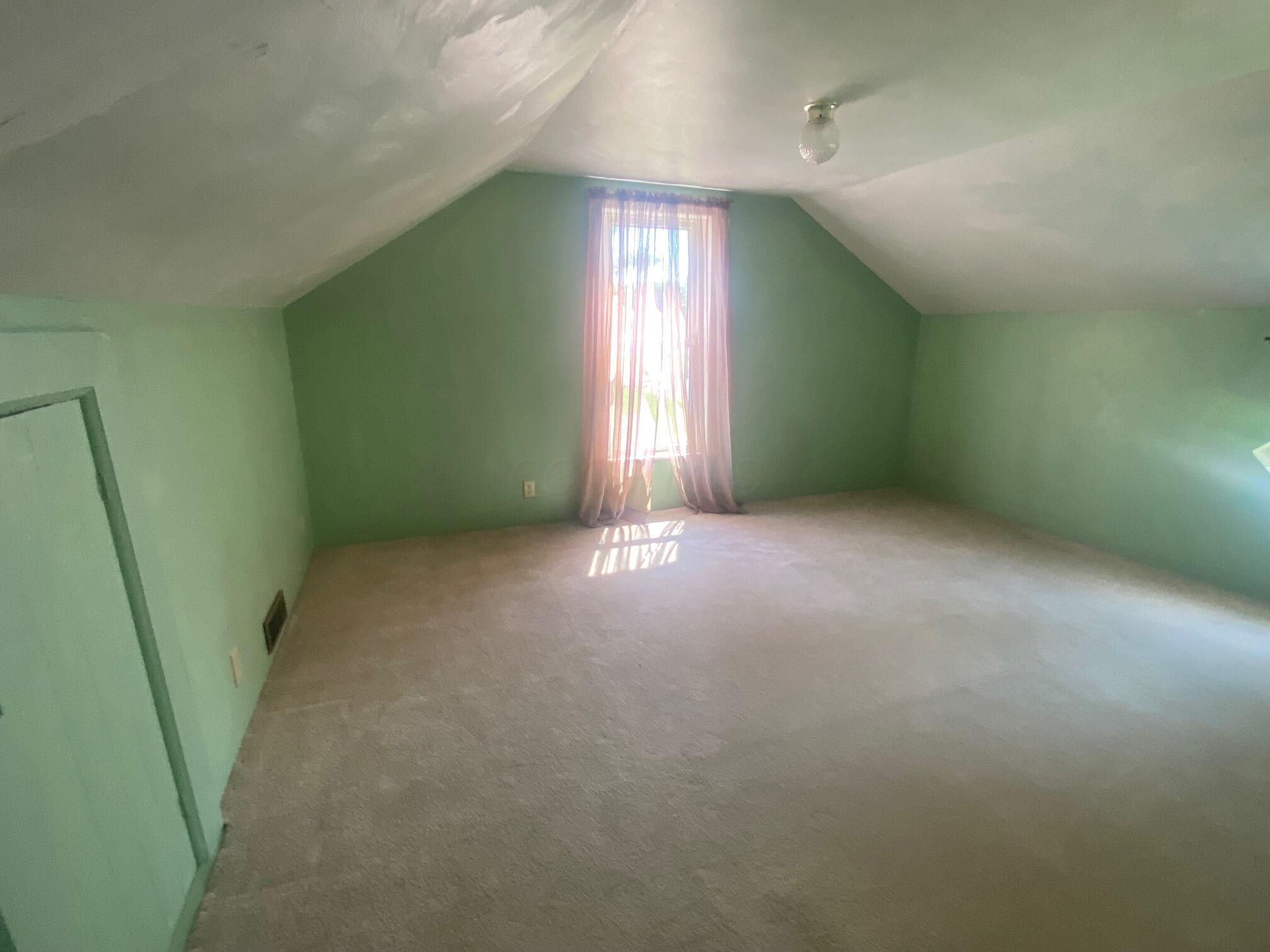 6 W Taylor Street, Ashley, Ohio image 7