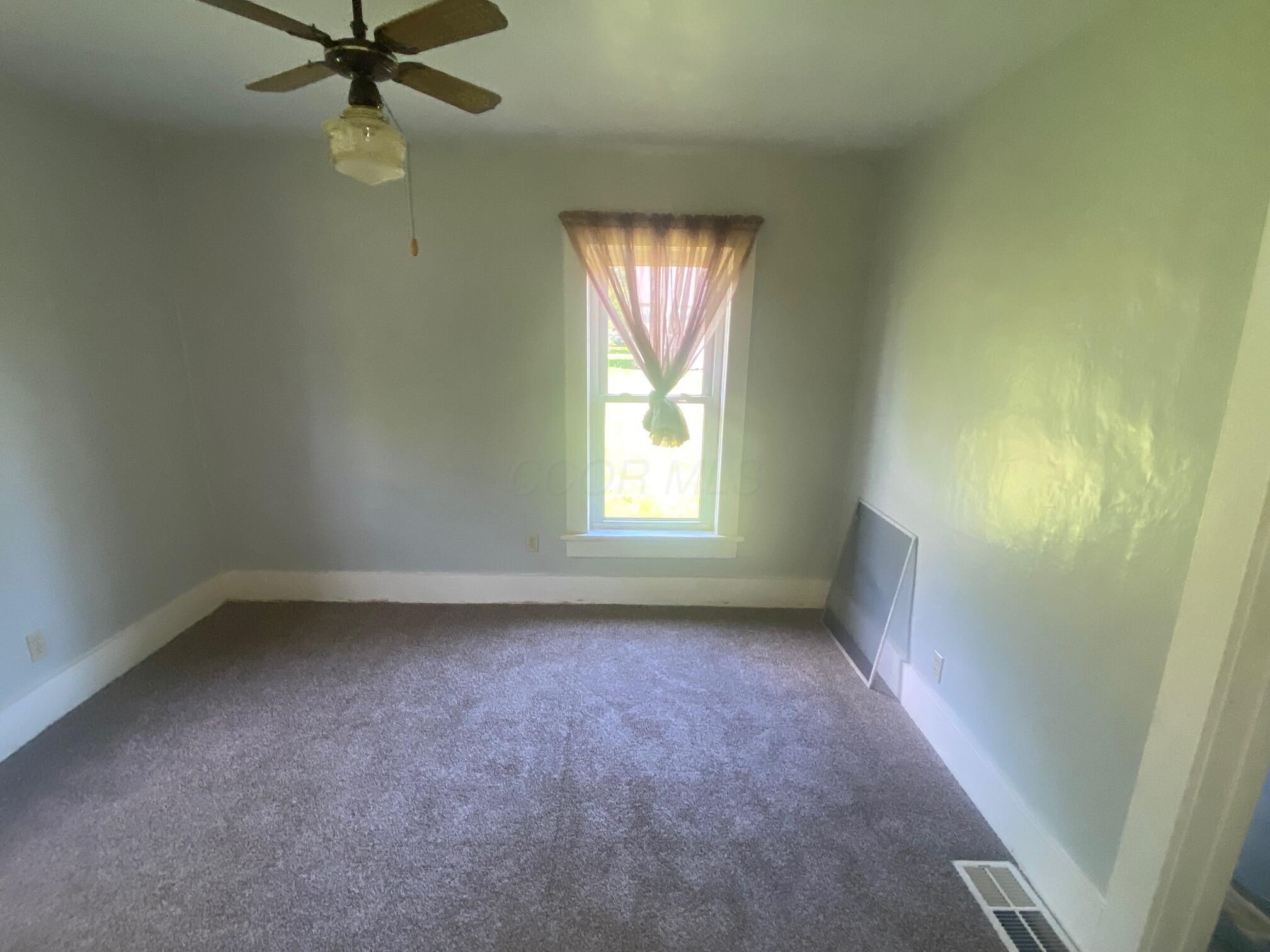 6 W Taylor Street, Ashley, Ohio image 5